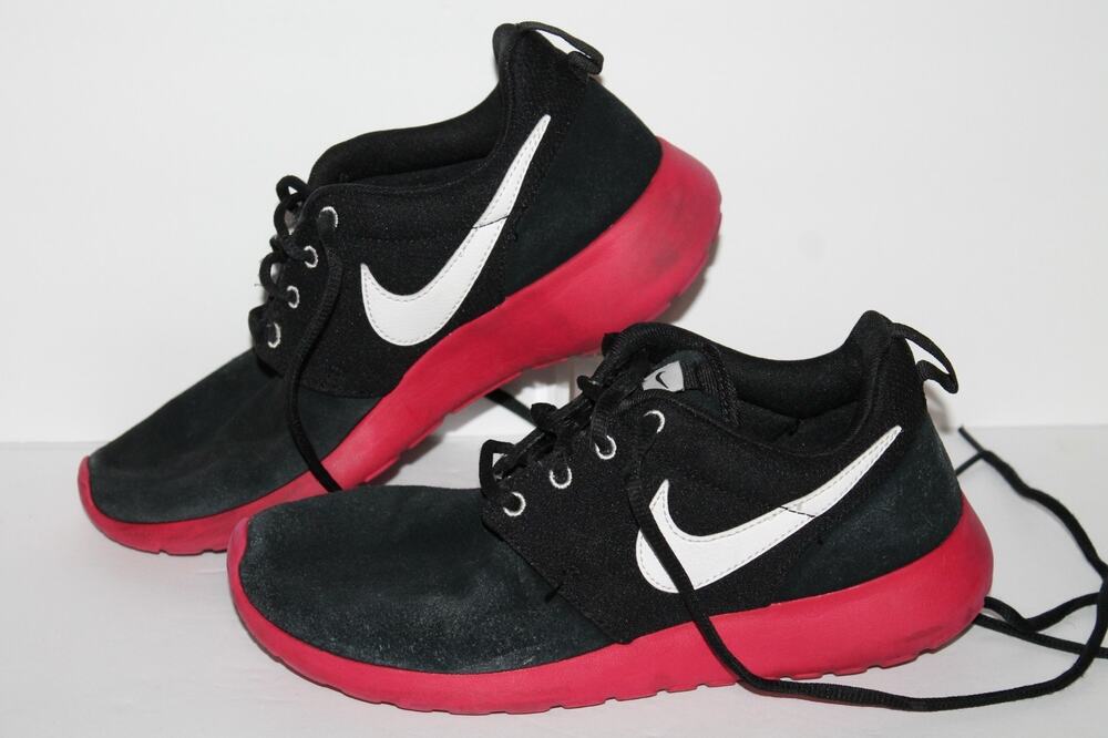 Nike Roshe One Running Shoes, #599728-004, Black/White/Red, Youth US Size 5.5Y